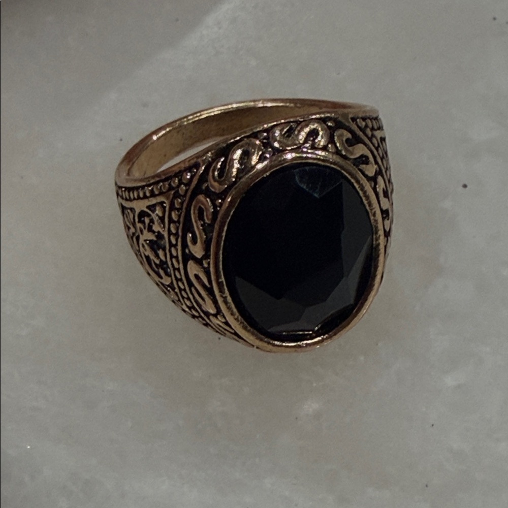 New Artisan Antique Style Brass-Tone Men's Ring with Black Oval Crystal Stone